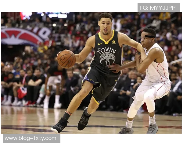 效率平平却轻松取胜三球全场15投5中斩获16分8篮板8助攻表现出色 效率平平却轻松取胜三球全场15投5中斩获16分8篮板8助攻表现出色