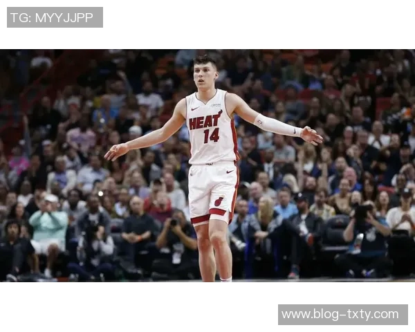 希罗回忆与邓罗的合作时光称其为最杰出的射手之一